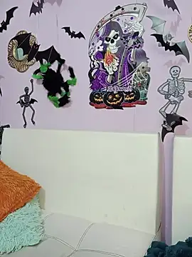 Deina bunny online show from 10, 10, 2025