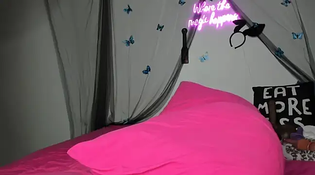 ThickAssRena online show from 11, 1, 2025