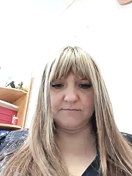 Snapshot of Office_Albertina chatting on 18, 2, 2025 Office Albertina online show from 18, 2, 2025