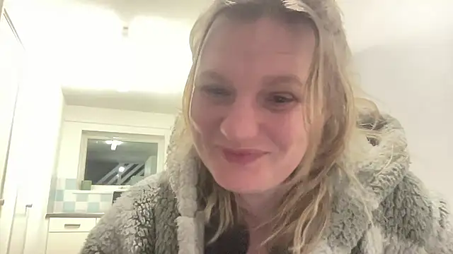 Snapshot of samanthaalice chatting on 11, 3, 2025 samanthaalice online show from 11, 3, 2025
