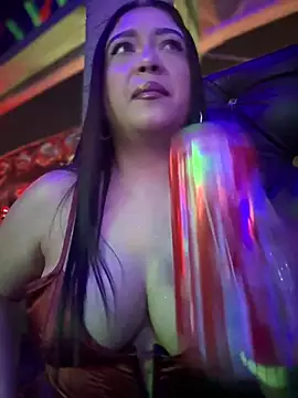 Snapshot of cami_ortiz__ chatting on 29, 12, 2024 cami ortiz   online show from 29, 12, 2024
