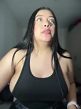 Snapshot of cami_ortiz__ chatting on 17, 1, 2025 cami ortiz   online show from 17, 1, 2025