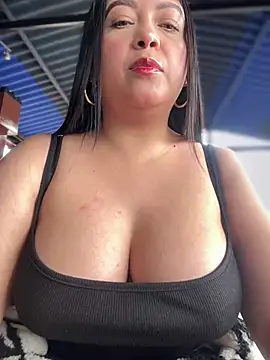 Snapshot of cami_ortiz__ chatting on 14, 2, 2025 cami ortiz   online show from 14, 2, 2025