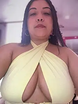 Snapshot of cami_ortiz__ chatting on 18, 2, 2025 cami ortiz   online show from 18, 2, 2025