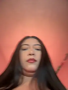 Snapshot of cami_ortiz__ chatting on 12, 10, 2025 cami ortiz   online show from 12, 10, 2025