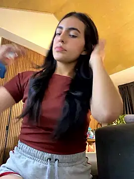 DaphneUwu online show from 17, 1, 2026