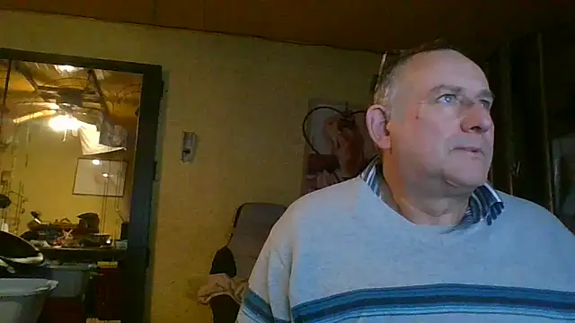 Snapshot of jeanlulu chatting on 14, 1, 2025 jeanlulu online show from 14, 1, 2025