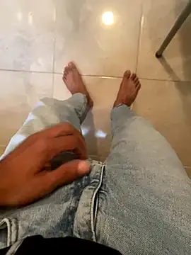 Snapshot of amyalaruz34ist chatting on 25, 10, 2025 amyalaruz34ist online show from 25, 10, 2025