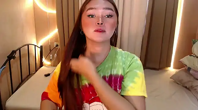 Snapshot of Itsme_claire chatting on 5, 12, 2024 Itsme claire online show from 5, 12, 2024