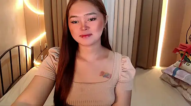 Snapshot of Itsme_claire chatting on 7, 12, 2024 Itsme claire online show from 7, 12, 2024