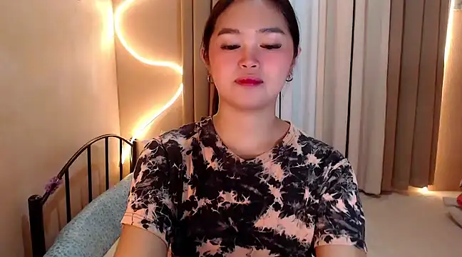 Snapshot of Itsme_claire chatting on 3, 3, 2025 Itsme claire online show from 3, 3, 2025