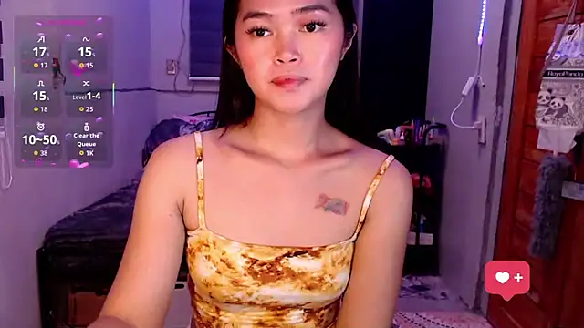 Snapshot of Itsme_claire chatting on 6, 10, 2025 Itsme claire online show from 6, 10, 2025