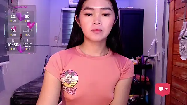 Snapshot of Itsme_claire chatting on 8, 10, 2025 Itsme claire online show from 8, 10, 2025