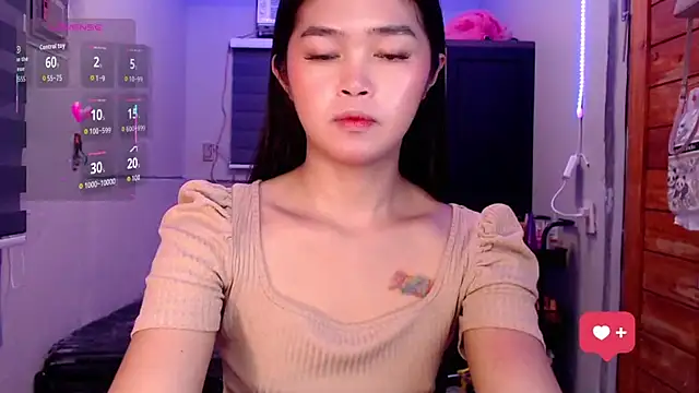 Snapshot of Itsme_claire chatting on 9, 10, 2025 Itsme claire online show from 9, 10, 2025