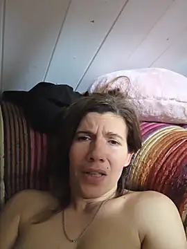 Lina lou4 online show from 11, 11, 2025