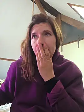 Lina lou4 online show from 28, 3, 2026