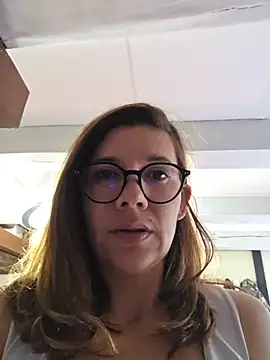 Lina lou4 online show from 15, 4, 2026