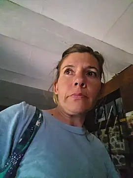 Snapshot of Lina_lou4 chatting on 15, 6, 2026 Lina lou4 online show from 15, 6, 2026