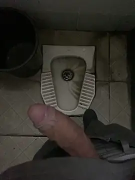 Snapshot of Cortez1225 chatting on 12, 9, 2025 Cortez1225 online show from 12, 9, 2025