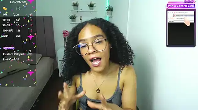Nina lovee  online show from 19, 2, 2025