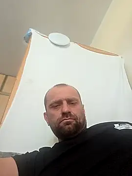 Snapshot of Roman0798 chatting on 28, 9, 2025 Roman0798 online show from 28, 9, 2025