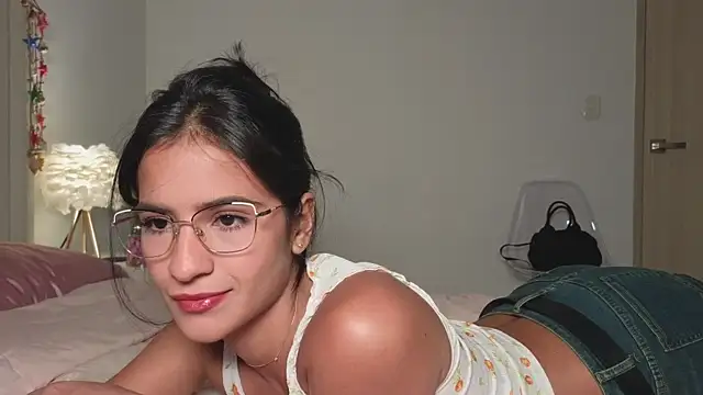 Snapshot of I_am_kat chatting on 28, 3, 2026 I am kat online show from 28, 3, 2026