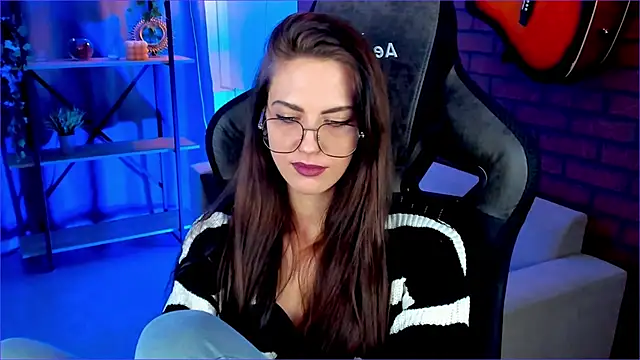Snapshot of EmilyWilden chatting on 29, 12, 2024 EmilyWilden online show from 29, 12, 2024