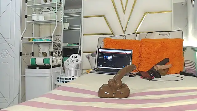 Snapshot of SexyyNana chatting on 10, 4, 2026 SexyyNana online show from 10, 4, 2026