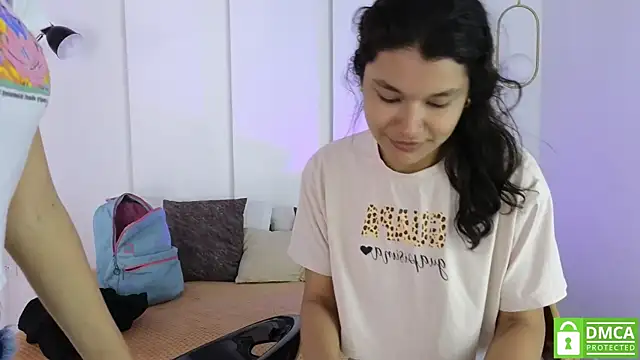 Snapshot of sexychanell_18 chatting on 27, 10, 2025 sexychanell 18 online show from 27, 10, 2025