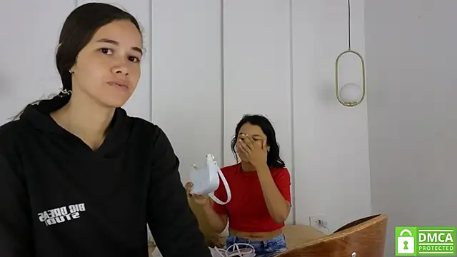 Snapshot of sexychanell_18 chatting on 30, 11, 2025 sexychanell 18 online show from 30, 11, 2025