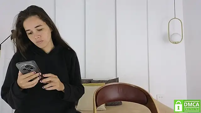 Snapshot of sexychanell_18 chatting on 3, 12, 2025 sexychanell 18 online show from 3, 12, 2025