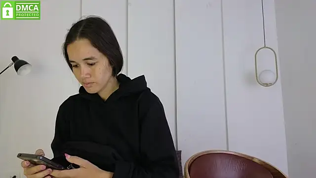 sexychanell 18 online show from 9, 5, 2026
