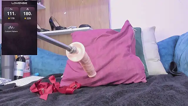 Snapshot of -camila-cooper-_ chatting on 26, 9, 2025 -camila-cooper-  online show from 26, 9, 2025