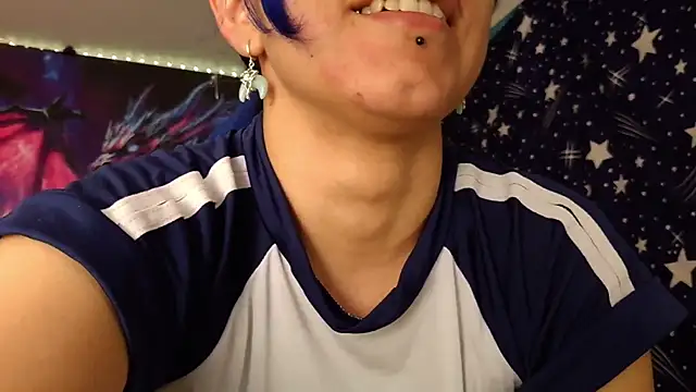 Snapshot of pussytight_pervert chatting on 22, 3, 2026 pussytight pervert online show from 22, 3, 2026