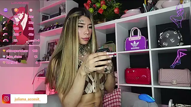 caroline cossei online show from 11, 2, 2025