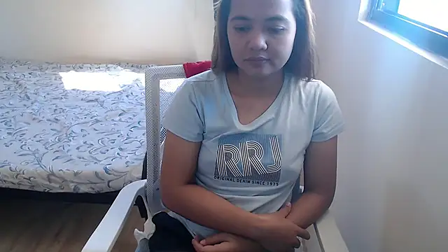 Snapshot of xTheLastVIRGINx chatting on 1, 10, 2025 xTheLastVIRGINx online show from 1, 10, 2025