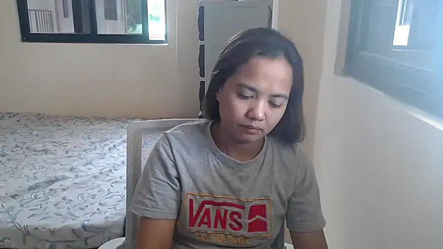 Snapshot of xTheLastVIRGINx chatting on 7, 10, 2025 xTheLastVIRGINx online show from 7, 10, 2025