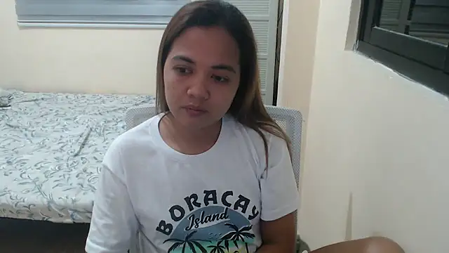 Snapshot of xTheLastVIRGINx chatting on 18, 10, 2025 xTheLastVIRGINx online show from 18, 10, 2025