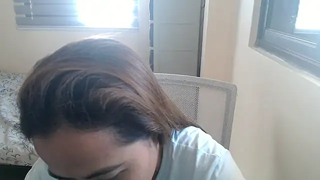 Snapshot of xTheLastVIRGINx chatting on 22, 10, 2025 xTheLastVIRGINx online show from 22, 10, 2025