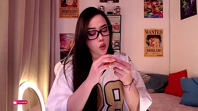 Emmy Ruiz online show from 20, 9, 2025