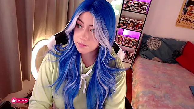 Emmy Ruiz online show from 20, 9, 2025