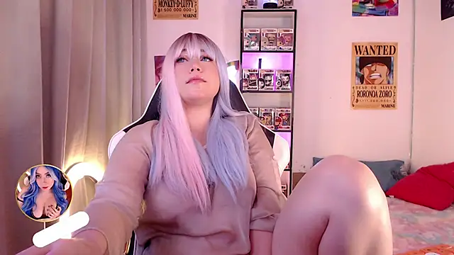 Emmy Ruiz online show from 4, 10, 2025