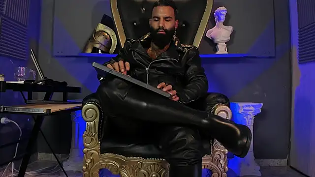 Snapshot of BeardAndrew chatting on 23, 9, 2025 BeardAndrew online show from 23, 9, 2025