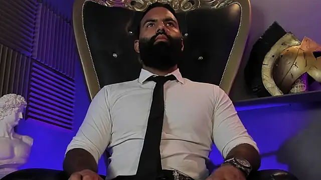 Snapshot of BeardAndrew chatting on 20, 10, 2025 BeardAndrew online show from 20, 10, 2025