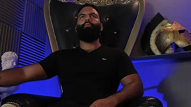 Snapshot of BeardAndrew chatting on 21, 10, 2025 BeardAndrew online show from 21, 10, 2025