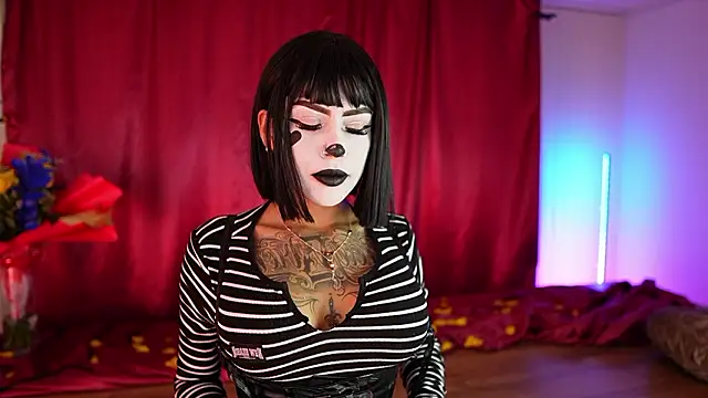 Scarlett collins02 online show from 15, 2, 2026