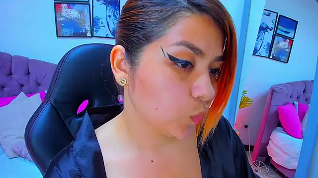 Gretta Queen online show from 8, 2, 2025