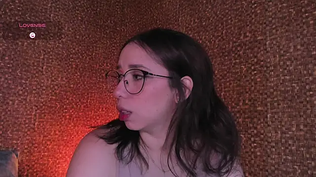 Apartment28 online show from 11, 6, 2026