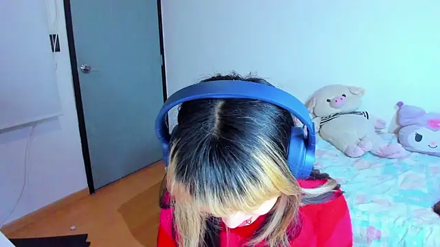 Snapshot of Akane-Mou chatting on 24, 12, 2024 Akane-Mou online show from 24, 12, 2024
