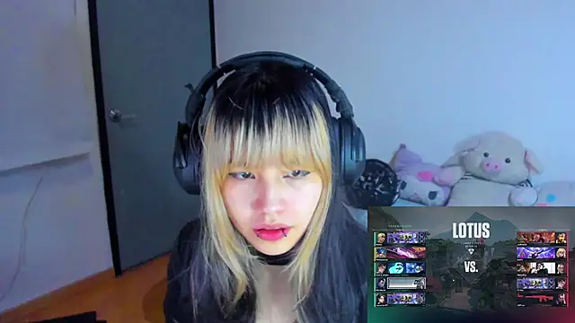 Snapshot of Akane-Mou chatting on 20, 1, 2025 Akane-Mou online show from 20, 1, 2025
